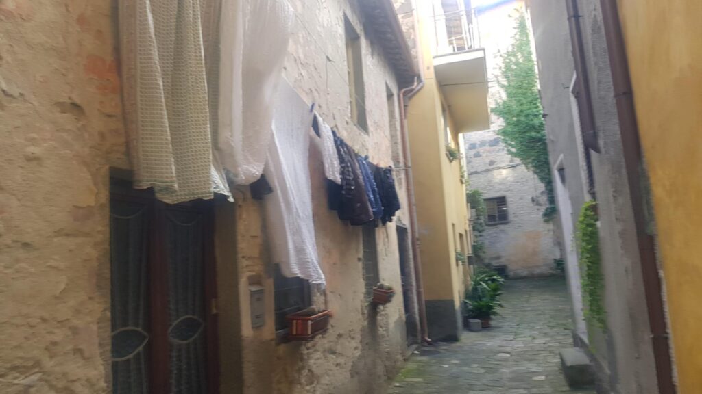 Barga Streets