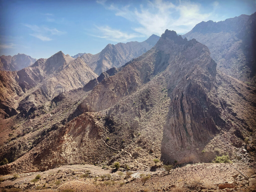 Hiking to the Hatta sign